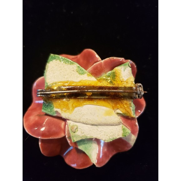 Vintage Unsigned Ceramic Rose Flower Brooch Pin Opening Petals Of Soft Red Rose - Picture 8 of 10
